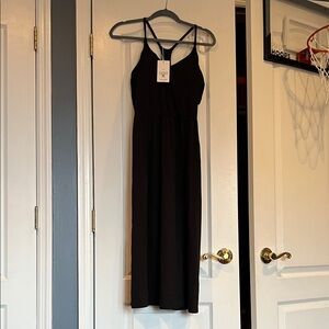 HALARA Elegant Black Midi Dress